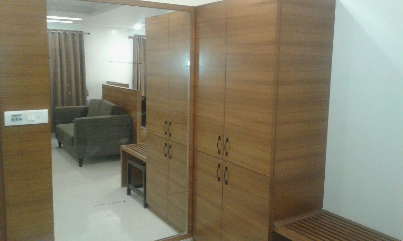 Hotel Comfort Bharuch Buitenkant foto